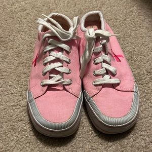 The breast cancer site women’s tennis shoes size 9